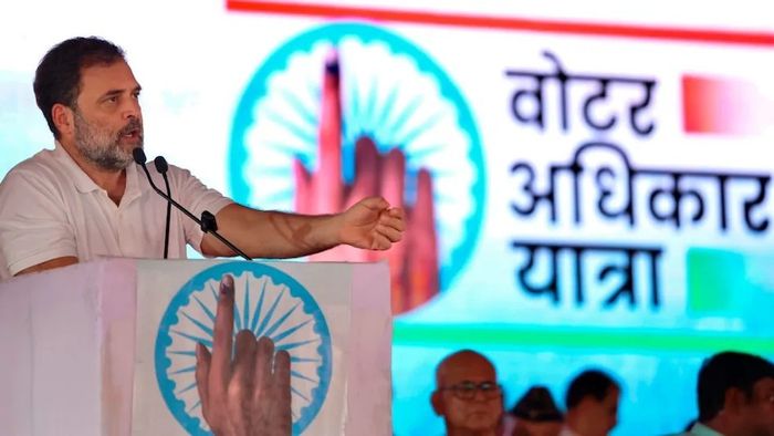 বিহারে বিজেপির জন্য ভোট চুরি করছে EC, ফের আক্রমণ রাহুল গান্ধীর