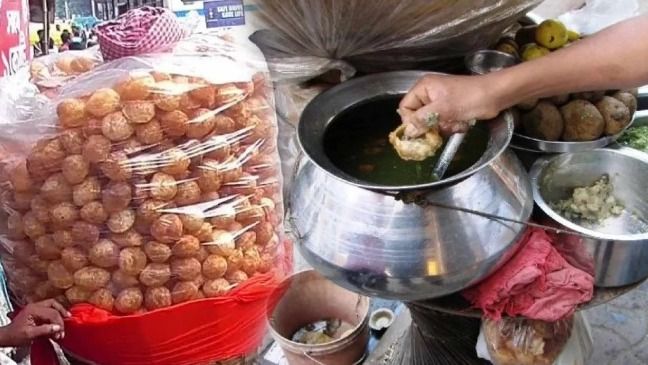 ফুচকার দোকান, ফাইল ছবি