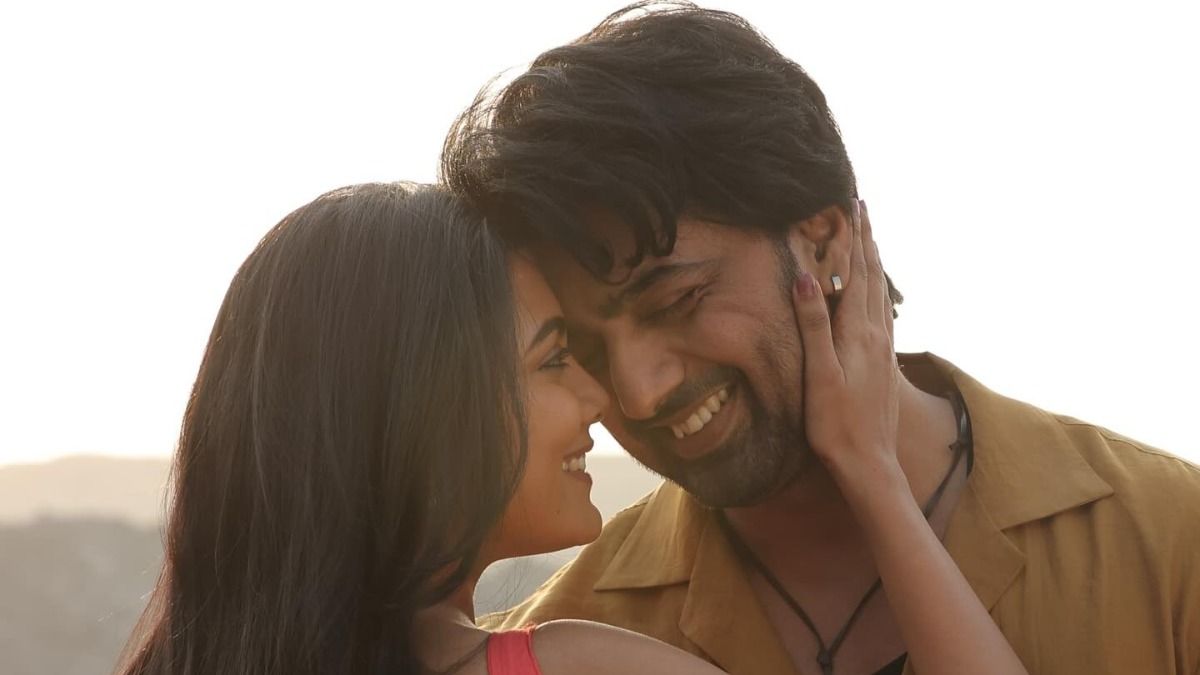 দেব- ইধিকা (ছবি: ফেসবুক)