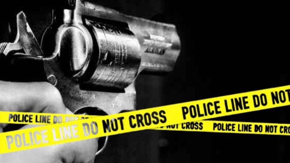 পড়া না পারায় চড়, রাগে ফিজিক্সের স্যারকে গুলি করে দিল ক্লাস নাইনের ছাত্র পড়া না পারায় চড়, রাগে ফিজিক্সের স্যারকে গুলি করে দিল ক্লাস নাইনের ছাত্র