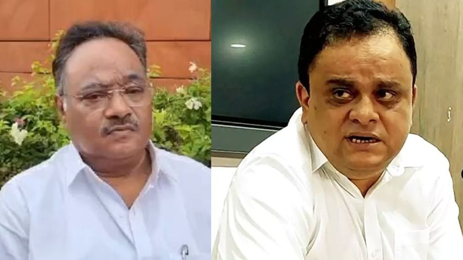 ভোটার লিস্টে এখনও ব্রাত্য বসুর প্রয়াত বাবা, শমীকের দাবি, 'লোকে বলছে ভোটও দিয়েছেন' ভোটার লিস্টে এখনও ব্রাত্য বসুর প্রয়াত বাবা, শমীকের দাবি, 'লোকে বলছে ভোটও দিয়েছেন'