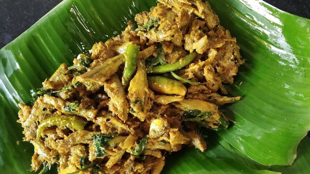 গুঁড়ো মাছের গোটা পাতুরি এভাবে বানালে স্বাদ কখনও ভুলবেন না