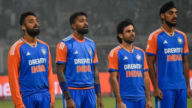 এশিয়া কাপের আগে চাপে BCCI, স্পন্সর ছাড়াই খেলতে হবে সূর্যকুমারদের?