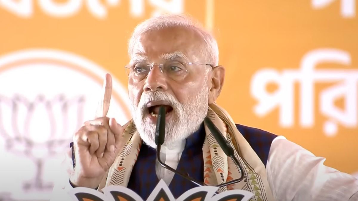 অনুপ্রবেশকারীদের তাড়াতে হলে আগে তৃণমূলকে তাড়ান: মোদী