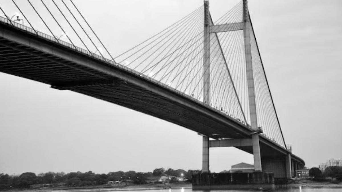 রবিতে দিনভর বন্ধ থাকবে দ্বিতীয় হুগলি ব্রিজ, কোন কোন বিকল্প রুটে যান চলাচল? 