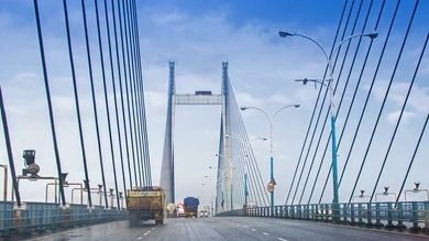 দ্বিতীয় হুগলি ব্রিজে বন্ধ যান চলাচল, রাত ৯টা পর্যন্ত কোন কোন বিকল্প রাস্তা ধরবেন?