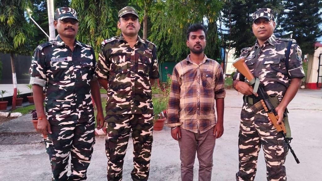 জাল আধার কার্ড নিয়ে ভারত হয়ে নেপালে অনুপ্রবেশের চেষ্টা, শিলিগুড়িতে গ্রেফতার বাংলাদেশি