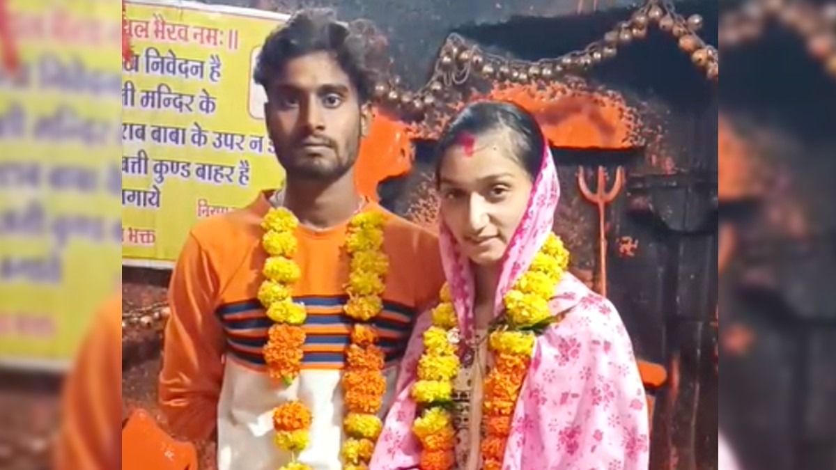 যেন সিনেমা! প্রেমিক এল না, বাড়িছাড়া ছাত্রী বিয়ে করলেন প্রাক্তনকে