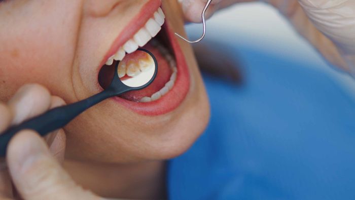 দাঁতের ক্ষয়, মাড়ির রোগ এবং মুখের ক্যান্সার দেশজুড়ে অত্যন্ত প্রচলিত, লক্ষ লক্ষ মানুষ দাঁতের সমস্যায় ভুগছে যা তাদের সামগ্রিক স্বাস্থ্যের উপর প্রভাব ফেলে।