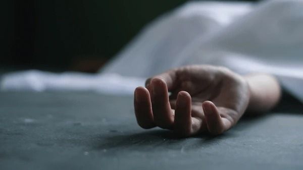 রিল বানাতে গিয়ে সোজা পুকুরে, ভেসে উঠল নিথর দেহ; কালিয়াচকে মর্মান্তিক ঘটনা