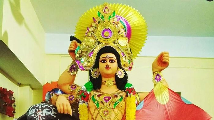 ব্যবসার পালে হাওয়া লাগবে এভাবে করুন বিশ্বকর্মা পুজো