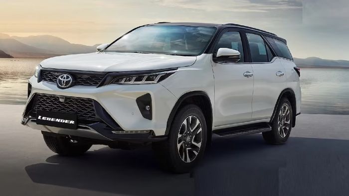 জিএসটি ছাড়ের ধাক্কায় ব্যাপক সস্তা হল ফর্চুনার, ইনোভা, কত কমল?