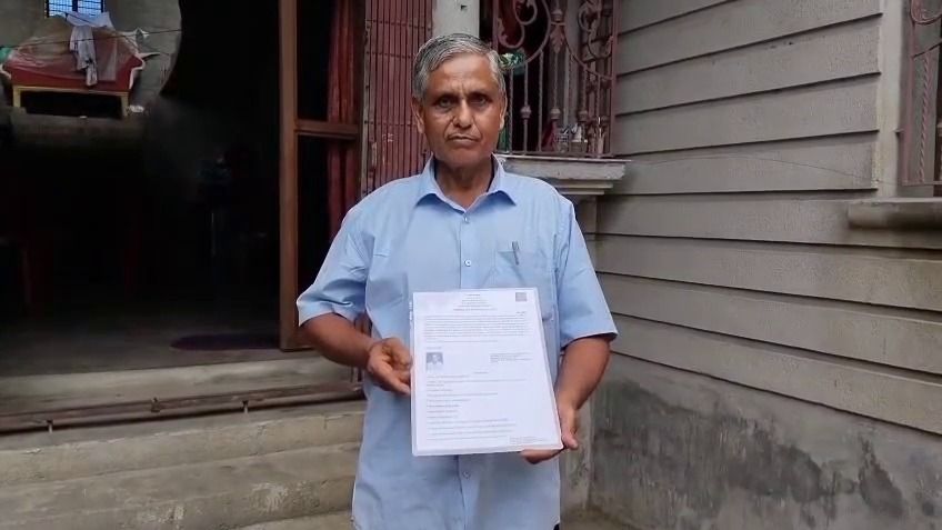 CAA সার্টিফিকেট পেলেন বাগদার বৃদ্ধ, 'দু'এক জন কেন পাচ্ছে?' প্রশ্ন TMC-র