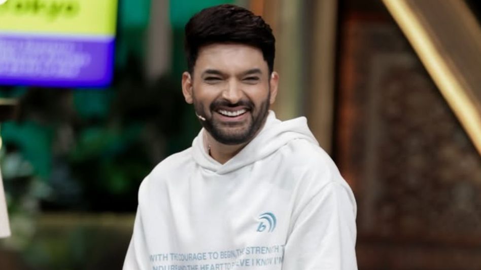 'বম্বে নয়, মুম্বই,' কপিল শর্মাকে সতর্ক করল রাজ ঠাকরের MNS 'বম্বে নয়, মুম্বই,' কপিল শর্মাকে সতর্ক করল রাজ ঠাকরের MNS