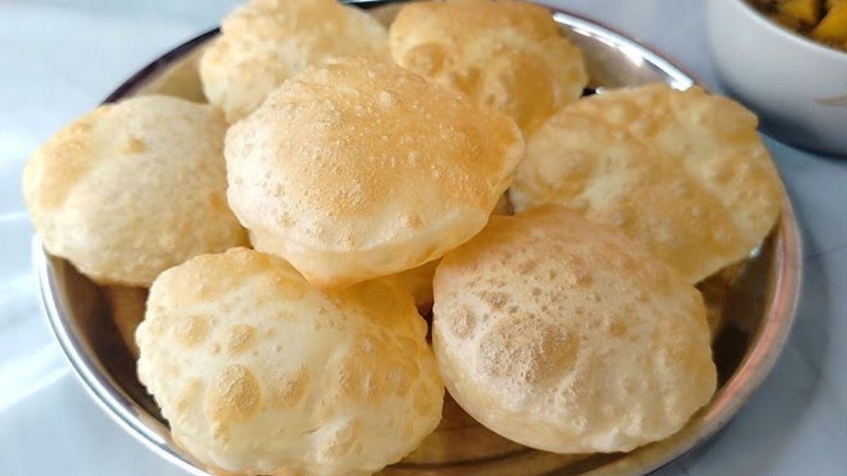 অষ্টমীর সকালে নয় শুধু লুচি, বানান শোভাবাজার রাজবাড়ির ‘পদ্মলুচি’; রেসিপি