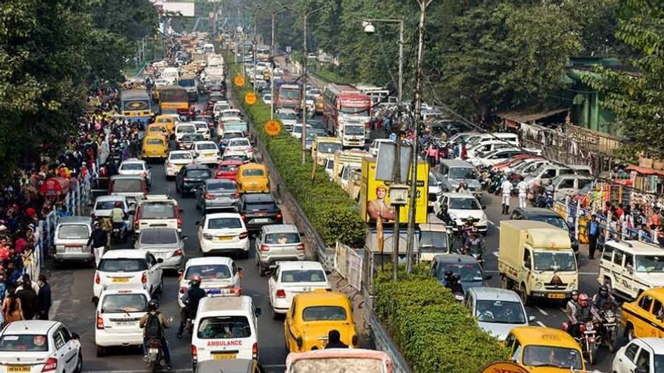 মহালয়া থেকেই কড়াকড়ি, তৃতীয়া থেকে কলকাতার এই রাস্তাগুলিতে গাড়ি পুরোপুরি বন্ধ মহালয়া থেকেই কড়াকড়ি, তৃতীয়া থেকে কলকাতার এই রাস্তাগুলিতে গাড়ি পুরোপুরি বন্ধ