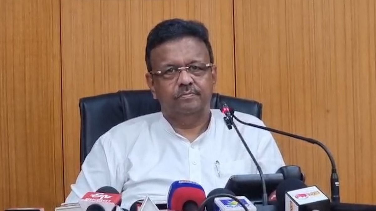 দোকানের সাইনবোর্ডে আগে বাংলা, না মানলে লাইসেন্স বাতিল, কড়া নির্দেশ কলকাতা পুরসভার