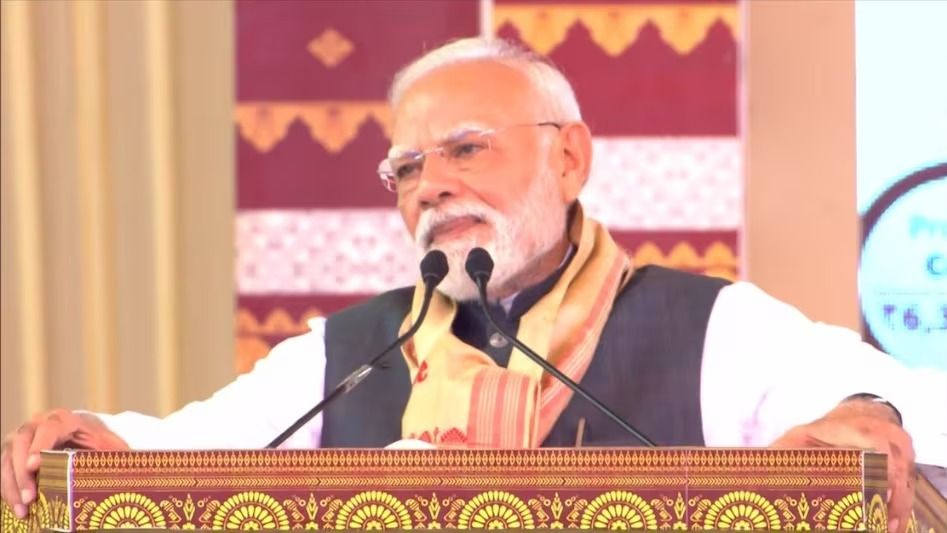 ‘আমি শিবভক্ত, সমস্ত বিষ গিলে নিই’, অসমের জনসভায় এবার বললেন মোদী