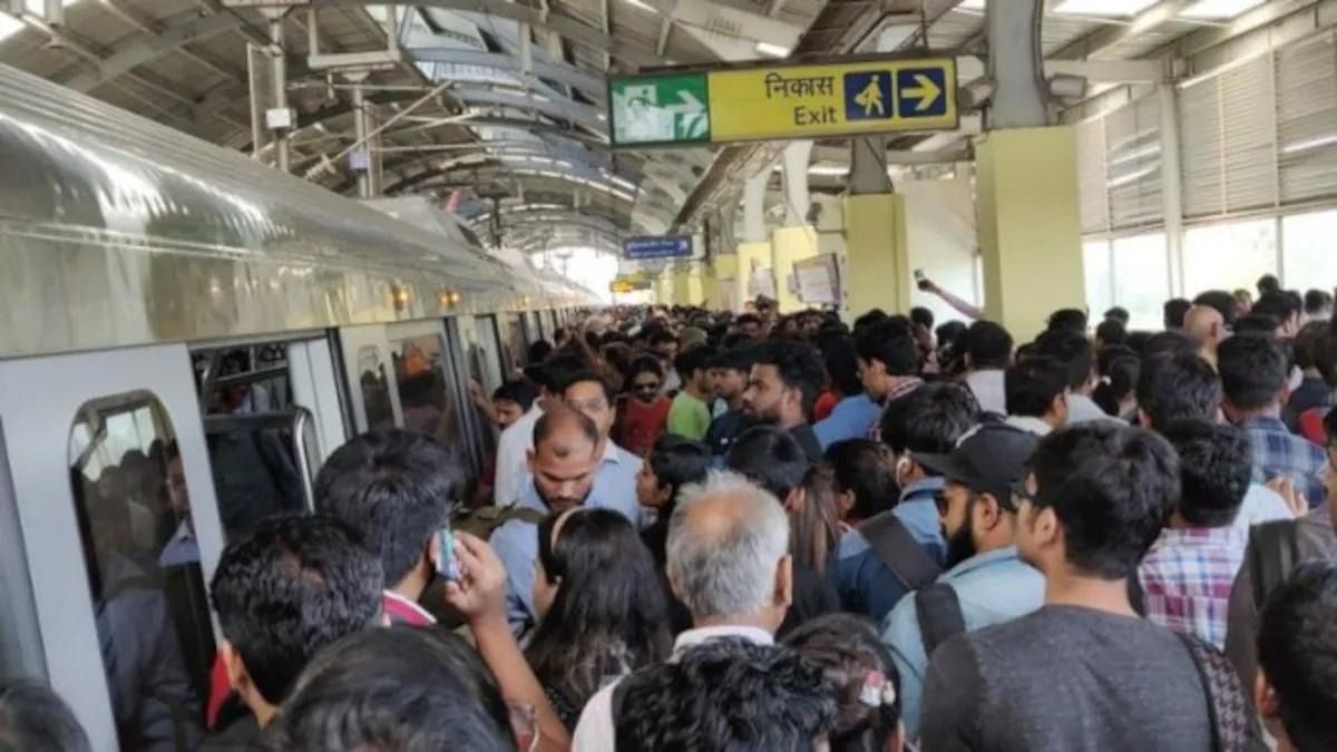 মহালয়ায় বাড়তি মেট্রো চলবে, প্রথম ও শেষ ট্রেন কখন?