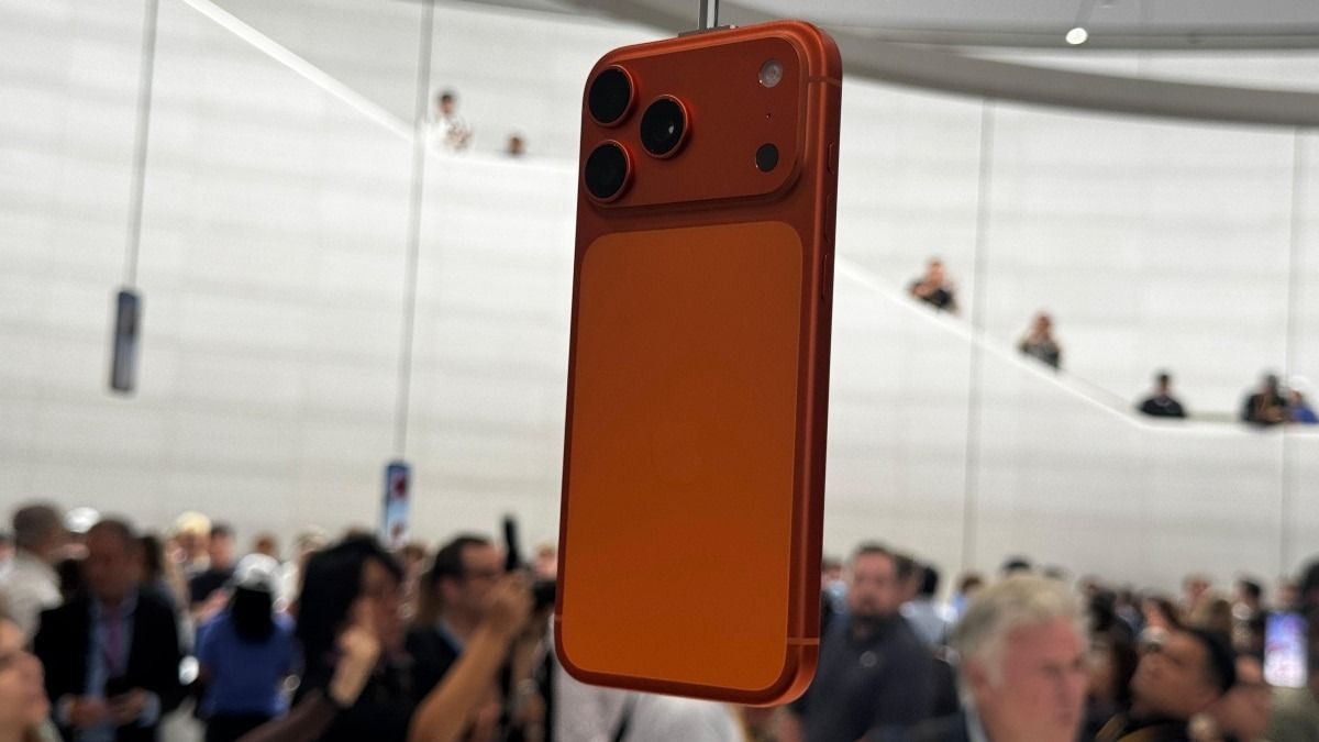 'আমি মুসলিম কিন্তু এই রংটাই পছন্দ করি,' গেরুয়া iPhone 17 কিনে VIRAL মন্তব্য 'আমি মুসলিম কিন্তু এই রংটাই পছন্দ করি,' গেরুয়া iPhone 17 কিনে VIRAL মন্তব্য