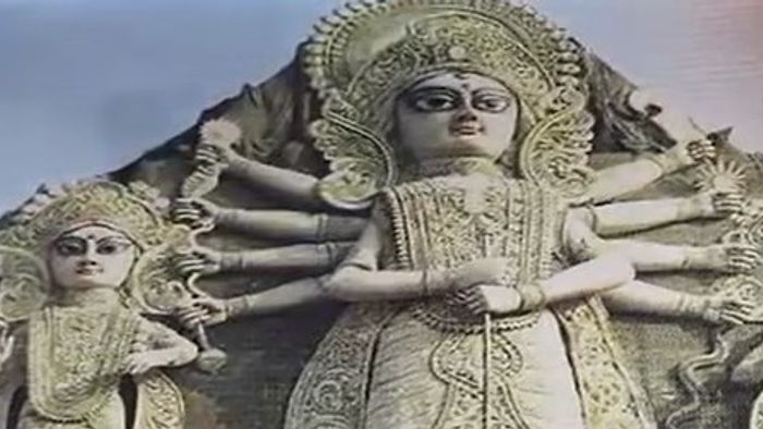 উঁচু প্রতিমায় শিলিগুড়িতে কড়া টক্কর মালদার পুরাটুলির মহিলাদের, কত ফিট উঁচু?