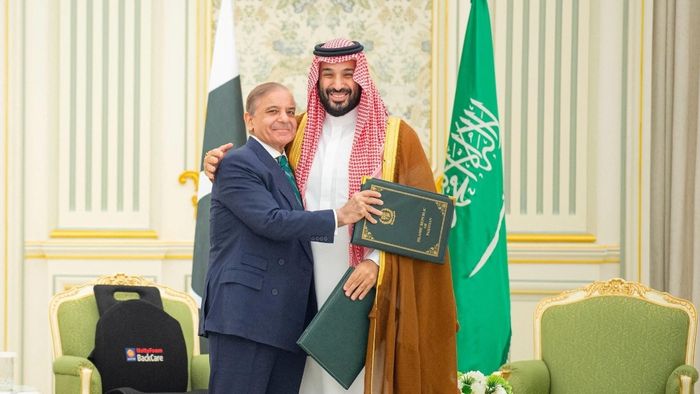 পাকিস্তান তার পরমাণ শক্তি সৌদি আরবকেও দেবে, স্বীকার প্রতিরক্ষা মন্ত্রীর