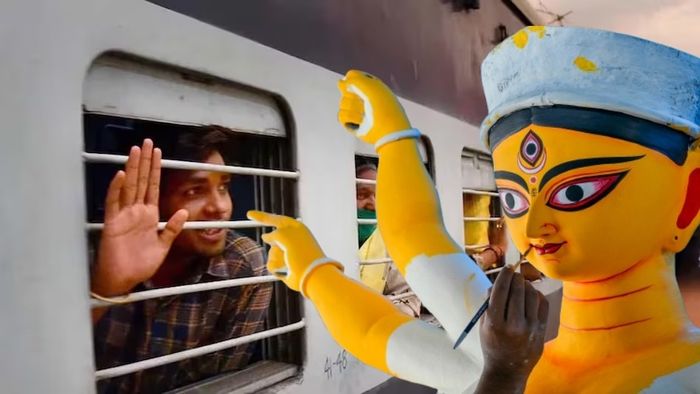 দুর্গাপুজো স্পেশাল ট্রেন