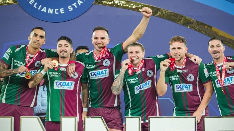 ইরান থেকের সরানো হোক ম্যাচ, কেন AFC-কে চিঠি দিল মোহনবাগান? ইরান থেকের সরানো হোক ম্যাচ, কেন AFC-কে চিঠি দিল মোহনবাগান?