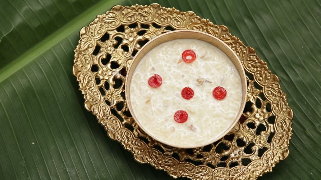 পুজোতে মিষ্টিমুখ হোক পায়েস দিয়ে, বাংলাদেশী পরমান্ন রেঁধে তাক লাগান