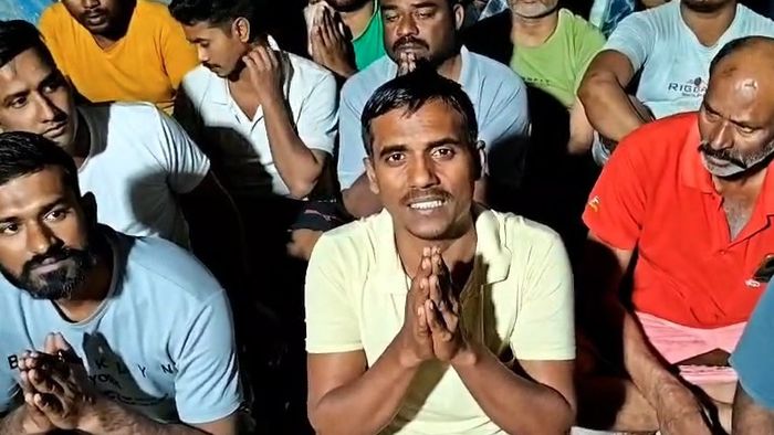 ইরাকে আটক বাংলার ১২ পরিযায়ী শ্রমিক, ফিরতে চেয়ে মুখ্য়মন্ত্রীর কাছে আবেদন করে ভিডিও