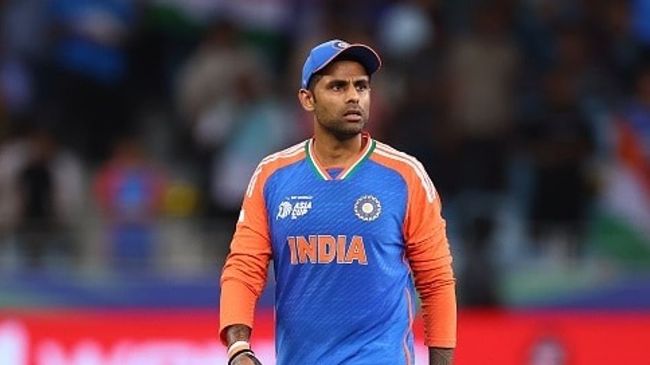 ফাইনালের আগে ICC-র কোপে সূর্যকুমারও, শাস্তি পেতেই চ্যালেঞ্জ BCCI-এর  ফাইনালের আগে ICC-র কোপে সূর্যকুমারও, শাস্তি পেতেই চ্যালেঞ্জ BCCI-এর