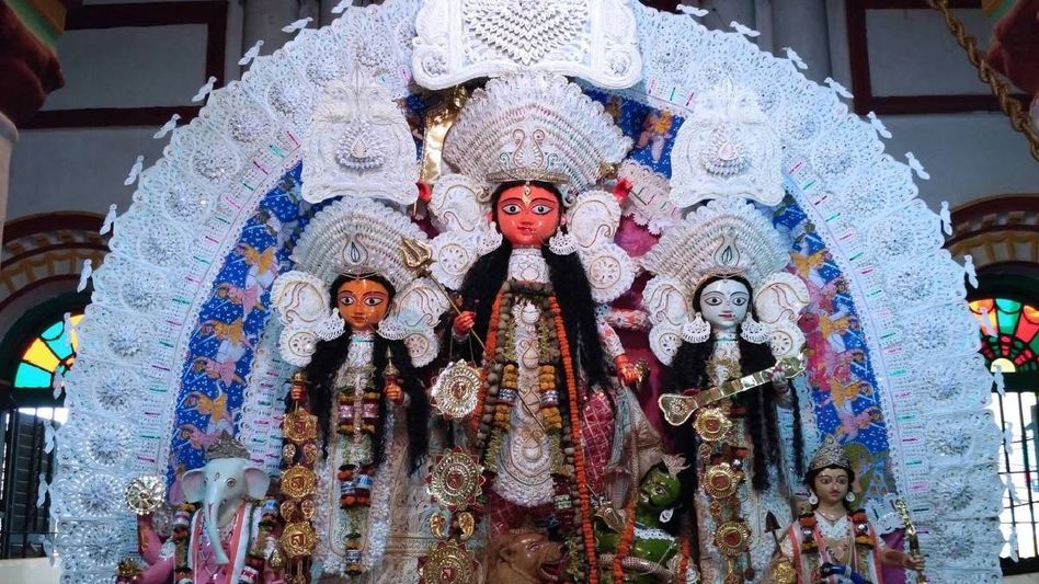 নিরিবিলিতে বনেদি পুজো দেখার ইচ্ছে? ঘুরে আসুন জনাই, বাকসা, গরলগাছা নিরিবিলিতে বনেদি পুজো দেখার ইচ্ছে? ঘুরে আসুন জনাই, বাকসা, গরলগাছা