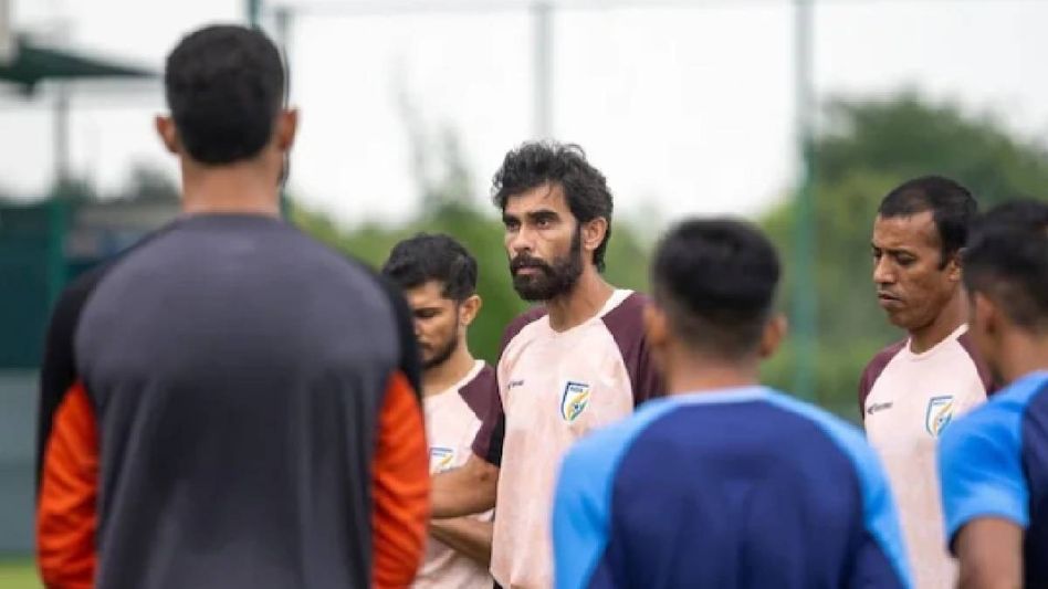 প্লেয়ার রিলিজ ইস্যুতে 'তিতিবিরক্ত' জামিল, AIFF ও ISL ক্লাবগুলিকে কথা বলার পরামর্শ প্লেয়ার রিলিজ ইস্যুতে 'তিতিবিরক্ত' জামিল, AIFF ও ISL ক্লাবগুলিকে কথা বলার পরামর্শ