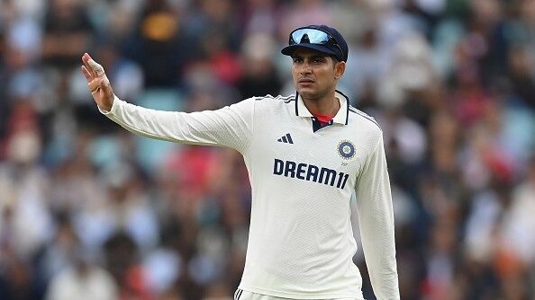 আবার টসে হার গিলের, গড়লেন লজ্জার রেকর্ড