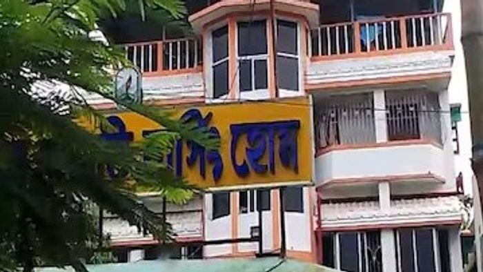 নার্সিংহোমের ব্যালকনি থেকে পড়ে প্রসূতির রহস্য মৃত্যু, গঙ্গারামপুরে চাঞ্চল্য