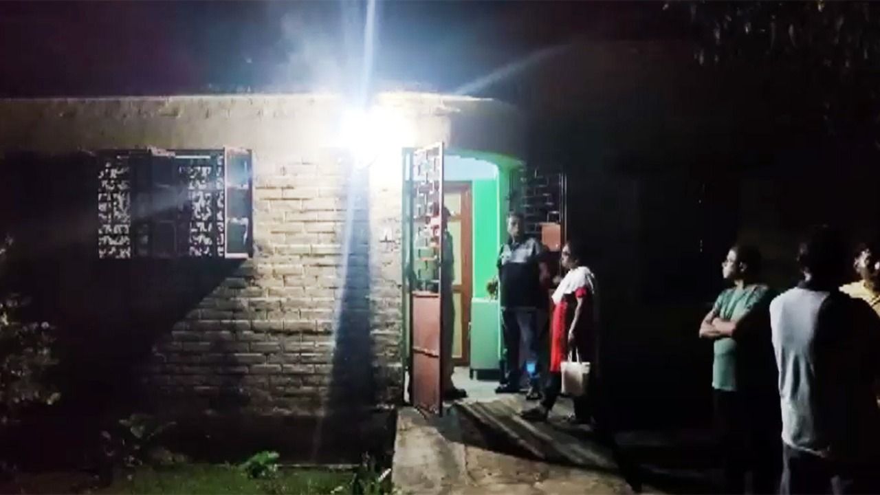 চিত্তরঞ্জনে রেলকর্মীর গুলিবিদ্ধ দেহ উদ্ধার, ৬ মাস আগে একই কোয়ার্টারে স্ত্রী খুন, রহস্য