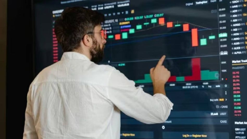 এবার ষাঁড়ের গতি, শেয়ারবাজারে বড় উত্থান, কোন কোন স্টক মালামাল করছে? এবার ষাঁড়ের গতি, শেয়ারবাজারে বড় উত্থান, কোন কোন স্টক মালামাল করছে?