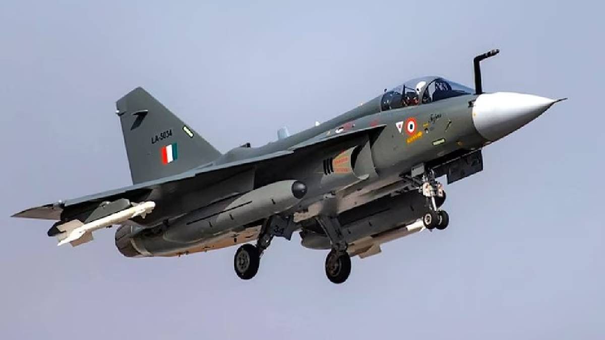 আকাশে উড়ল স্বদেশি যুদ্ধবিমান Tejas Mk1A