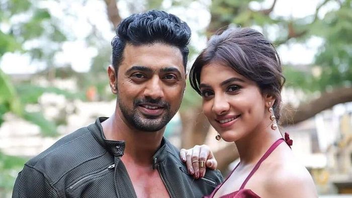 দেব- রুক্মিণী (ছবি: ফেসবুক)