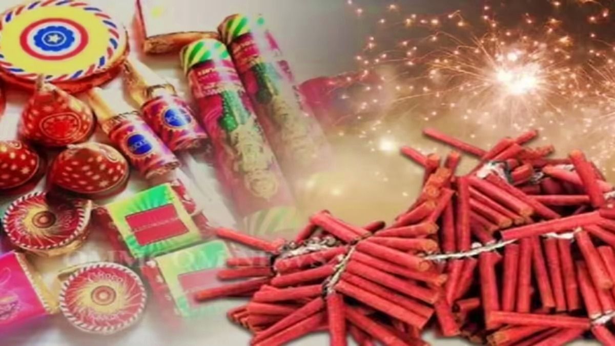  রাত ১০ টার পরও বাজির তাণ্ডব? অভিযোগ জানান এই নম্বরে