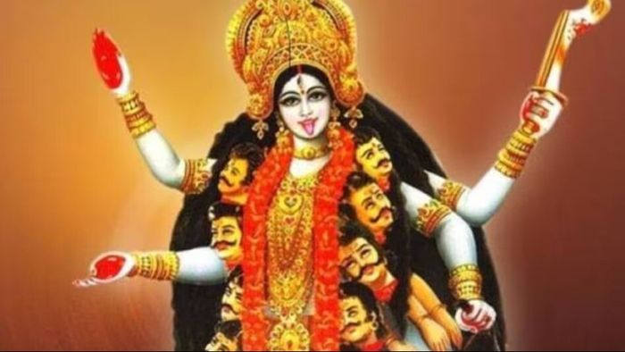 শনির কুনজর রয়েছে আপনার ওপর? কালীপুজোয় এভাবে মুক্তি পেতে পারেন