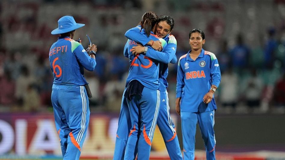 ক্রিকেট বিশ্বকাপে ফাইনাল থেকে এক কদম দূরে ইন্ডিয়ার মেয়েরা, কাদের সঙ্গে জিততে হবে? ক্রিকেট বিশ্বকাপে ফাইনাল থেকে এক কদম দূরে ইন্ডিয়ার মেয়েরা, কাদের সঙ্গে জিততে হবে?