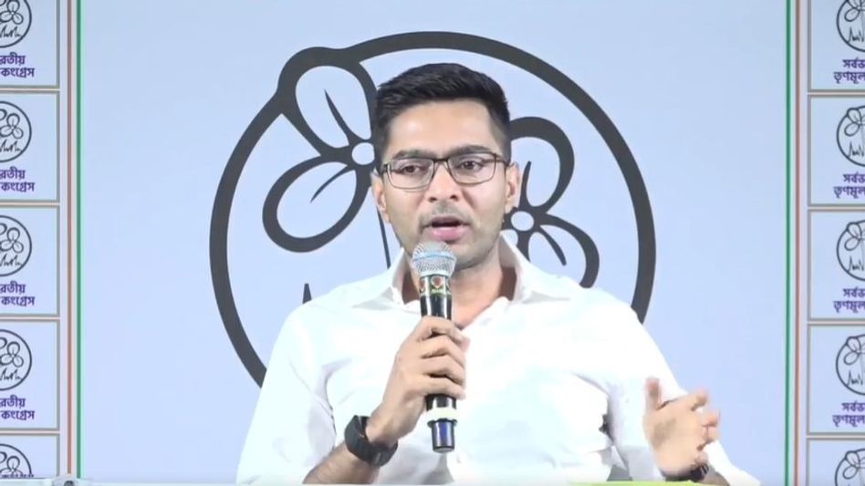 'SIR কেন শুধু বাংলায়?', বাংলাদেশের সঙ্গে ৫ রাজ্যের সীমান্ত তুলে প্রশ্ন অভিষেকের   'SIR কেন শুধু বাংলায়?', বাংলাদেশের সঙ্গে ৫ রাজ্যের সীমান্ত তুলে প্রশ্ন অভিষেকের