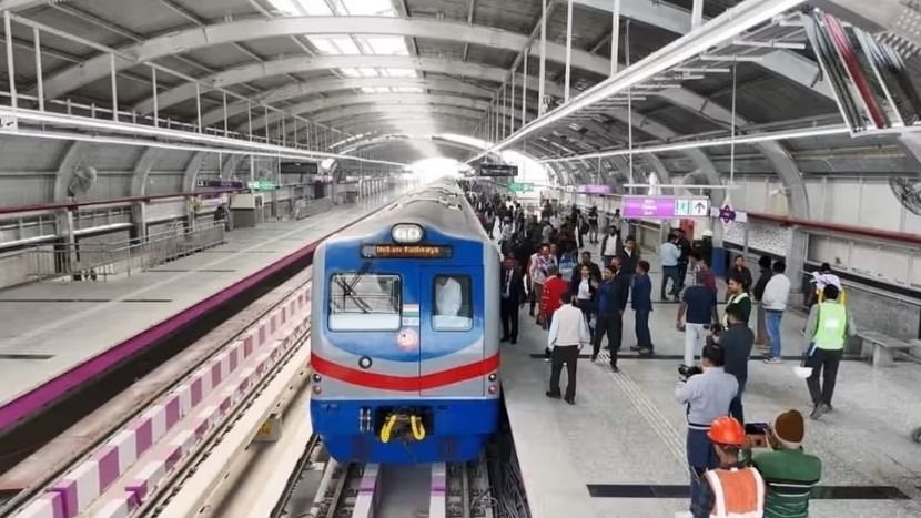 আবার ব্যাহত মেট্রো, হঠাত্‍ ঘোষণা, চালু হল? কর্তৃপক্ষ বলছে, 'অফিস টাইমের আগে...'