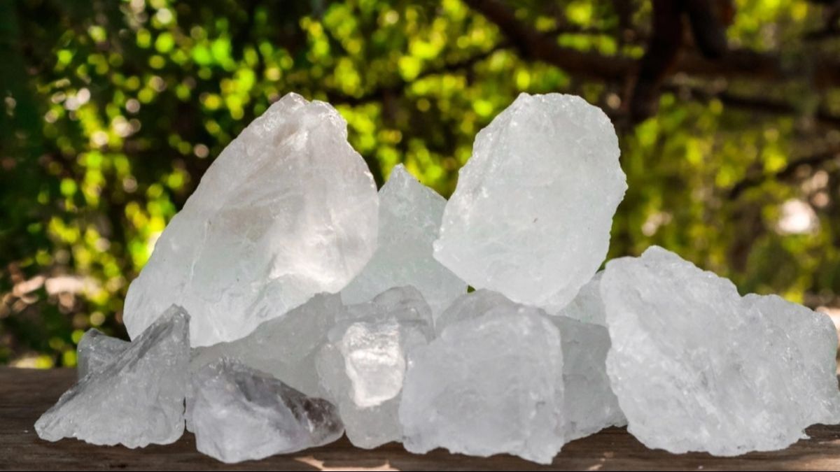 আর্থিক সমৃদ্ধি, পারিবারিক সুখ, ঋণমুক্তি এমনকী আরোগ্য মিলবে একটি ছোট টুকরোতেই