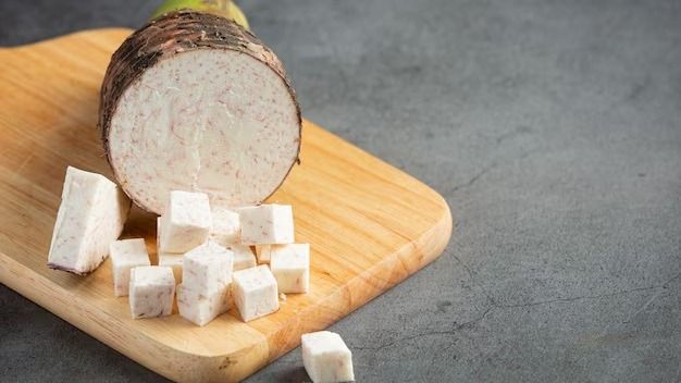 এভাবে বানান জমাটি কচু বাটার রেসিপি, ভাতের সঙ্গে স্বাদ খুলবে 