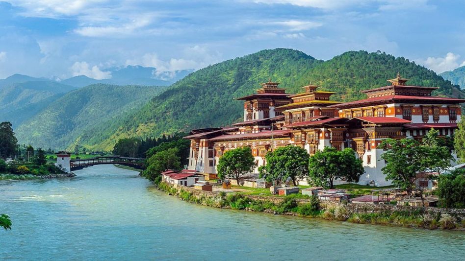 ধর্মতলা থেকে সোজা ভুটান সীমান্ত, জলদাপাড়া-গরুমারাতেও স্টপেজ, শুরু বাস পরিষেবা ধর্মতলা থেকে সোজা ভুটান সীমান্ত, জলদাপাড়া-গরুমারাতেও স্টপেজ, শুরু বাস পরিষেবা