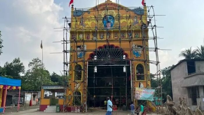 মুক্তিযুদ্ধের আঁচ থেকে বাঁচতে সীমান্তে শুরু হয়েছিল শীতের এই কালীপুজো, প্রস্তুতি তুঙ্গে