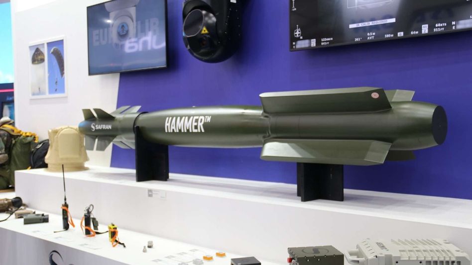 ভারতে তৈরি হবে রাফালের সবচেয়ে ভয়ঙ্কর অস্ত্র HAMMER, ফ্রান্সের সঙ্গে বড় ডিল ভারতে তৈরি হবে রাফালের সবচেয়ে ভয়ঙ্কর অস্ত্র HAMMER, ফ্রান্সের সঙ্গে বড় ডিল