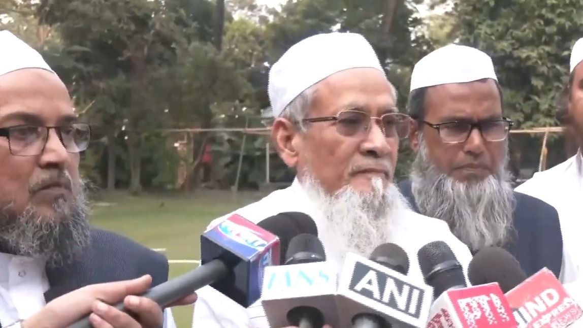 ফের সুর চড়ালেন রাজ্যের গ্রন্থাগার মন্ত্রী সিদ্দিকুল্লা চৌধুরী। 